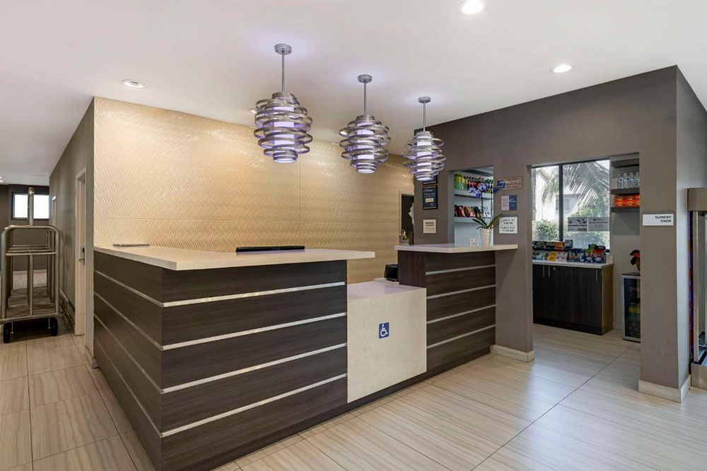 Best Western Plus Gardena Inn & Suites Main image